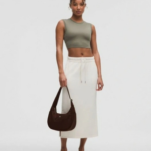 룰루레몬 시티에센셜숄더백 새제품