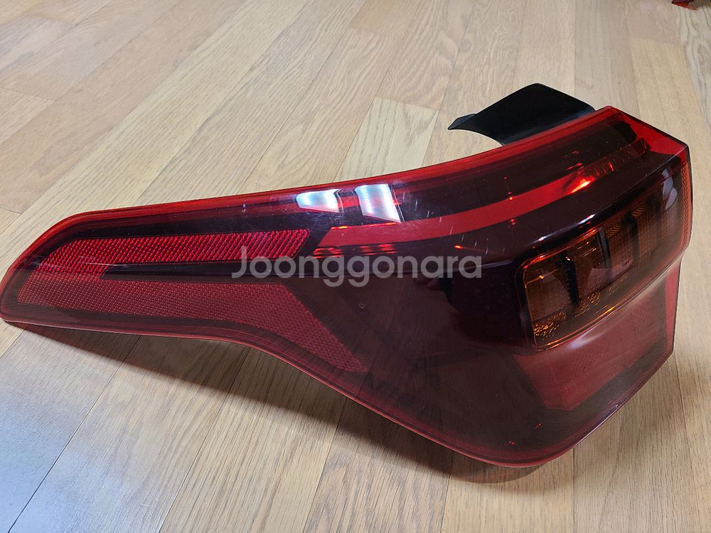 2020년식 셀토스 후미등 (테일램프) 1대분 세트--6