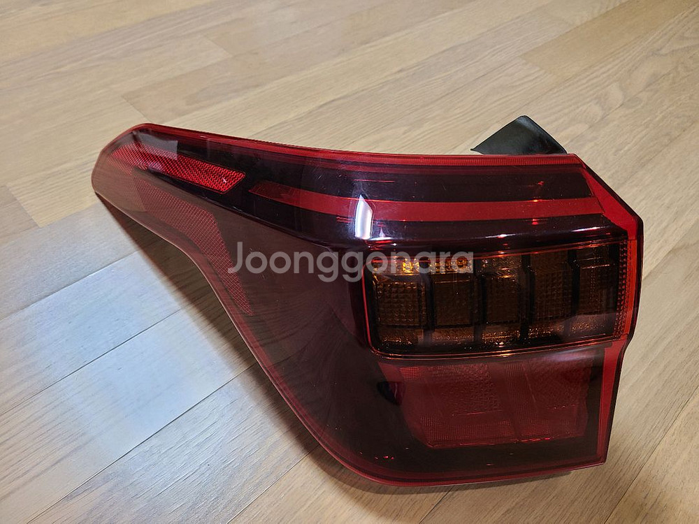 2020년식 셀토스 후미등 (테일램프) 1대분 세트--5