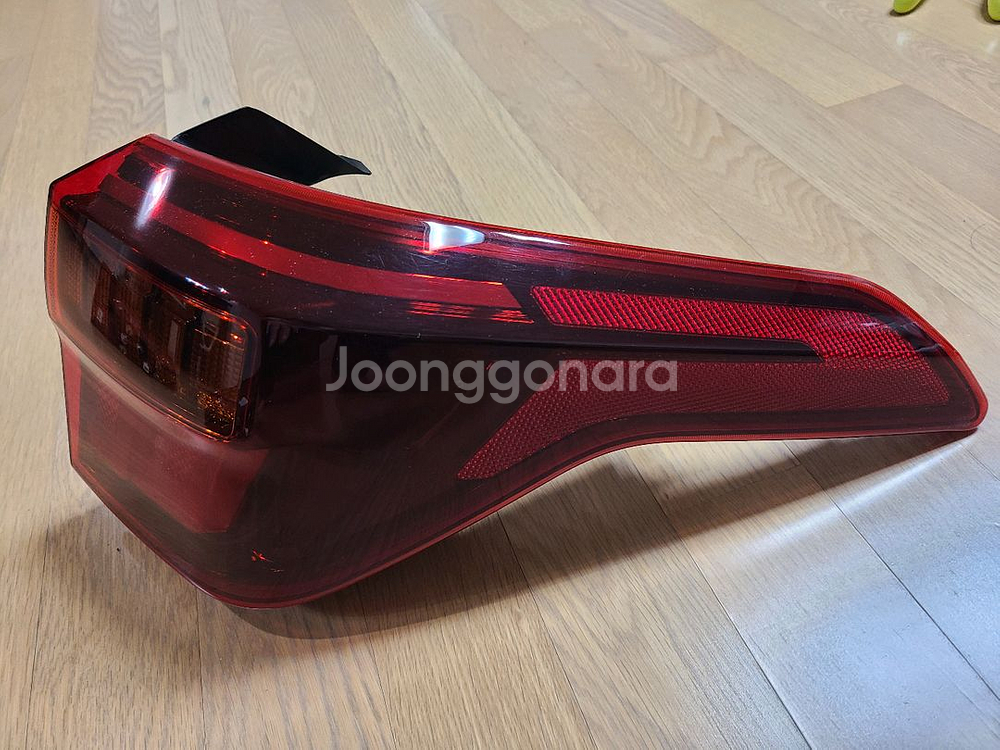 2020년식 셀토스 후미등 (테일램프) 1대분 세트--4