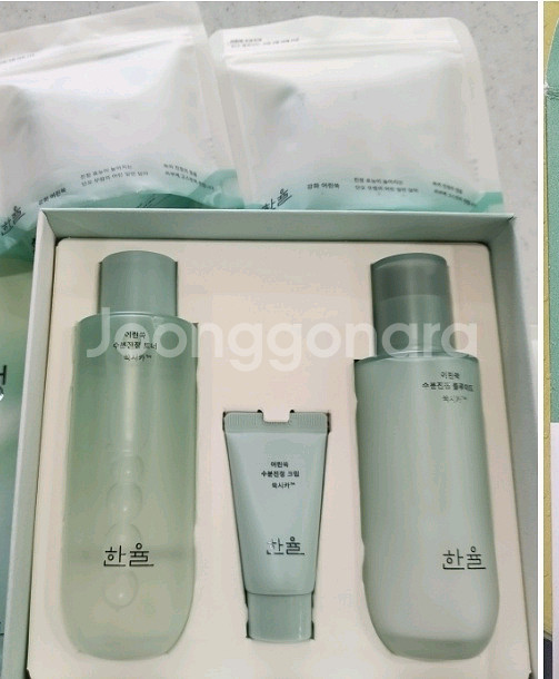 한율 어린쑥 스킨로션세트, 폼, 패드, 디퓨저 팝니다.--0