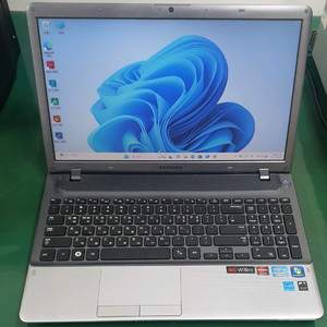 삼성노트북i5(윈도우11,SSD256GB)