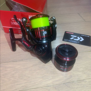 19 다이와 시그너스 3000(스풀, 노브 포함)