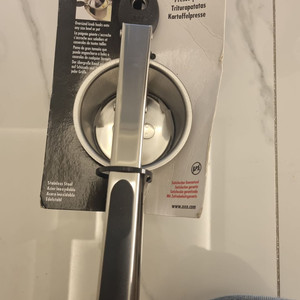 옥소 포테이토 라이서 팝니다.