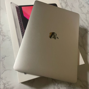 맥북프로 13인치 M2 급처 !!