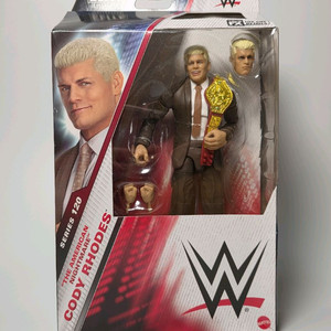 WWE 피규어 엘리트 코디로즈(수트버젼) 판매합니다