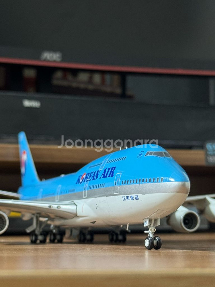 JCwings 1:200 대한항공 B747-400--2