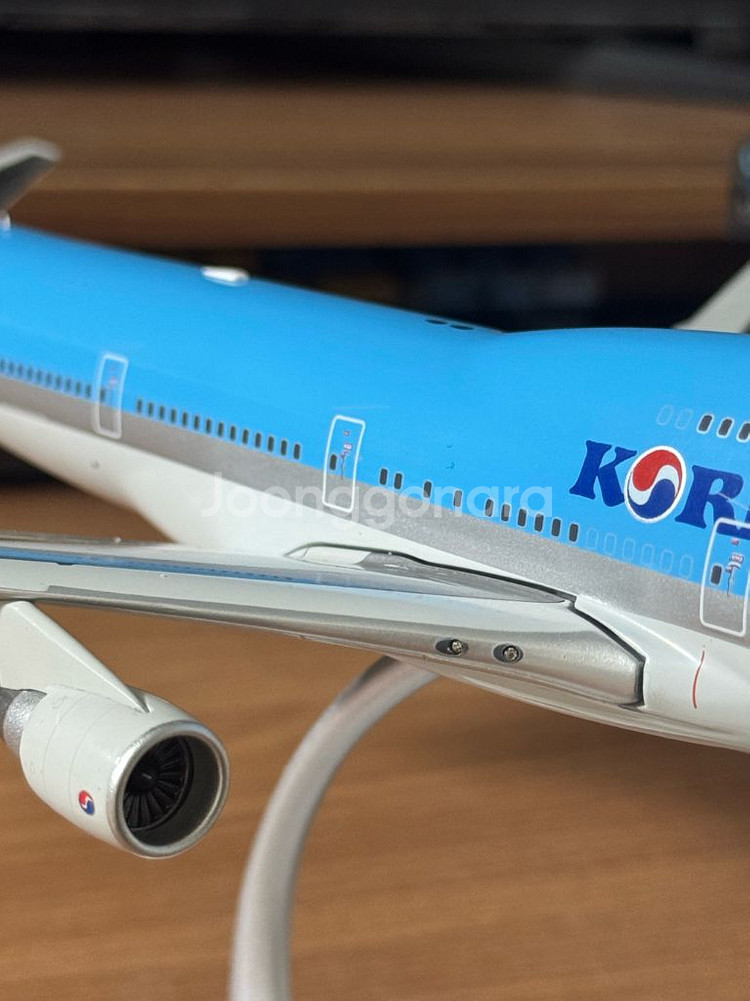JCwings 1:200 대한항공 B747-400--4