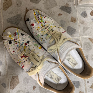 마르지엘라 페인팅 42.5 사이즈