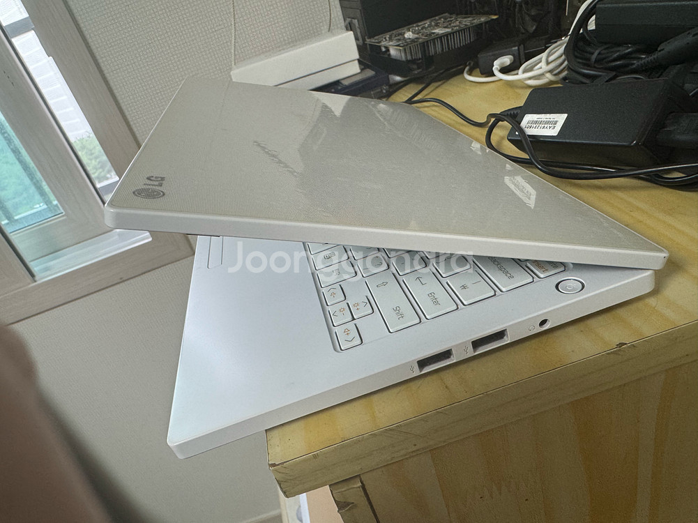 LG XNOTE 13인치 작고 가벼운 미니 노트북--0