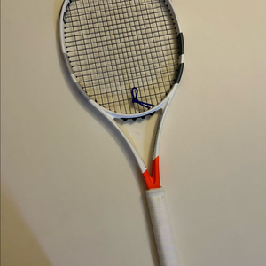 바볼랏 퓨어스트라이크 98 305g