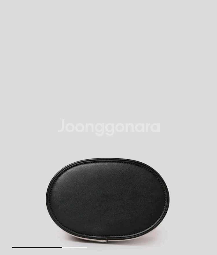 구호 미니버킷백--처분가--4