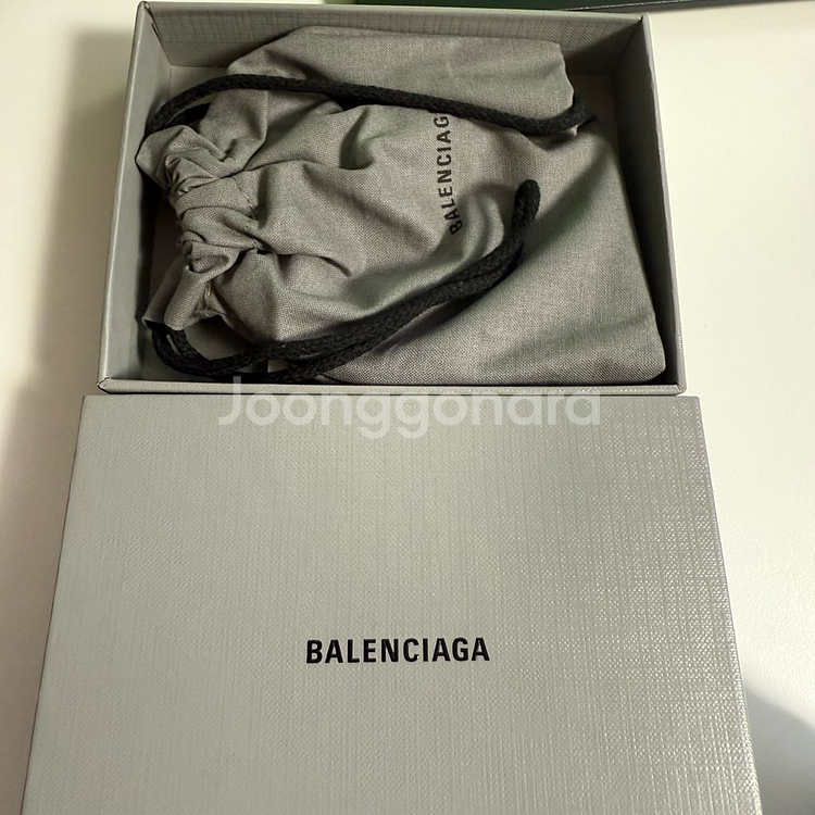 발렌시아가 카드 지갑 박풀--2