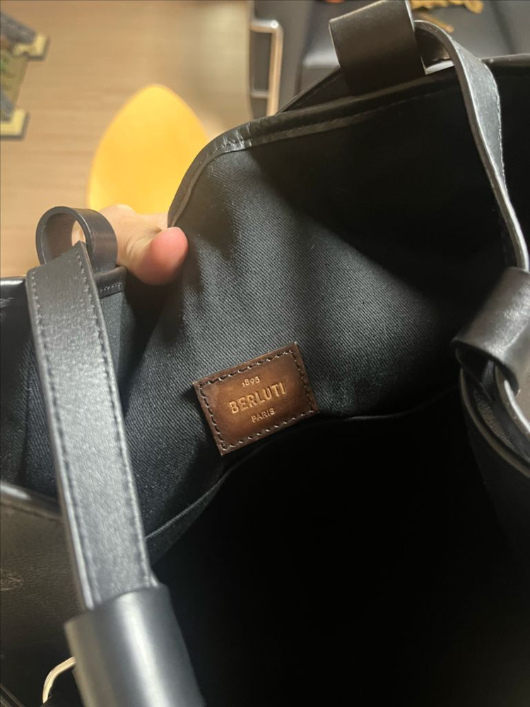 벨루티 복조리백팩--7