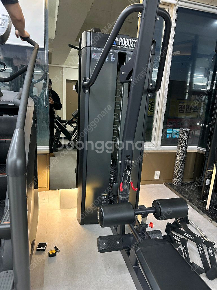 뉴텍 로버스트 다이나포스 인사이트 등 중고 헬스 기구--4