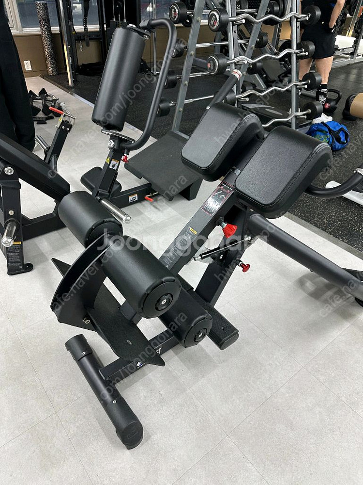 뉴텍 로버스트 다이나포스 인사이트 등 중고 헬스 기구--3