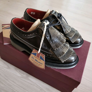 닥터마틴 엘리자베스 윙팁(uk3)새상품