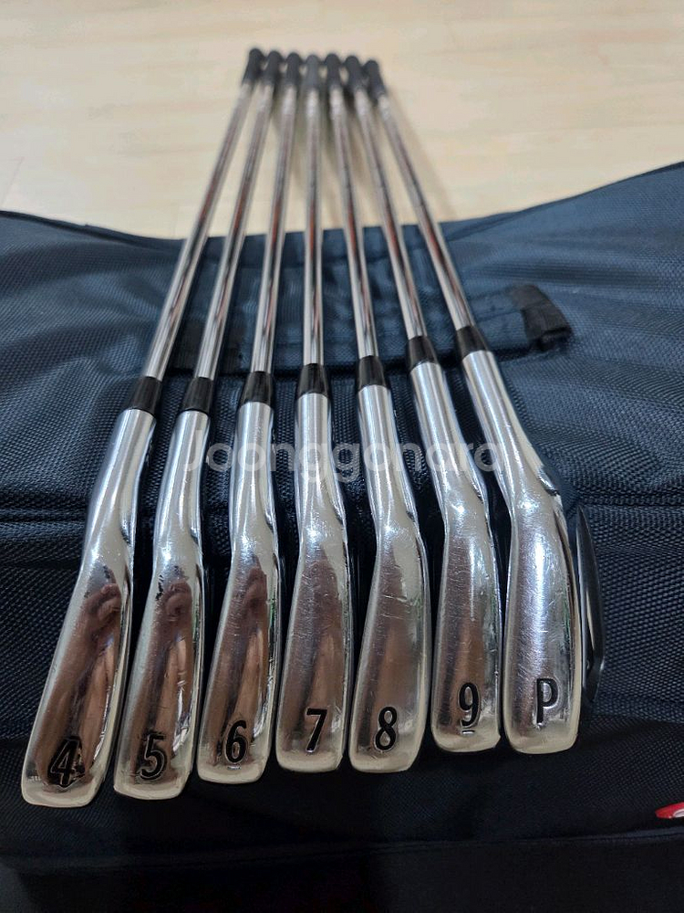 타이틀리스트 716 AP2 아이언 세트 팝니다.--2