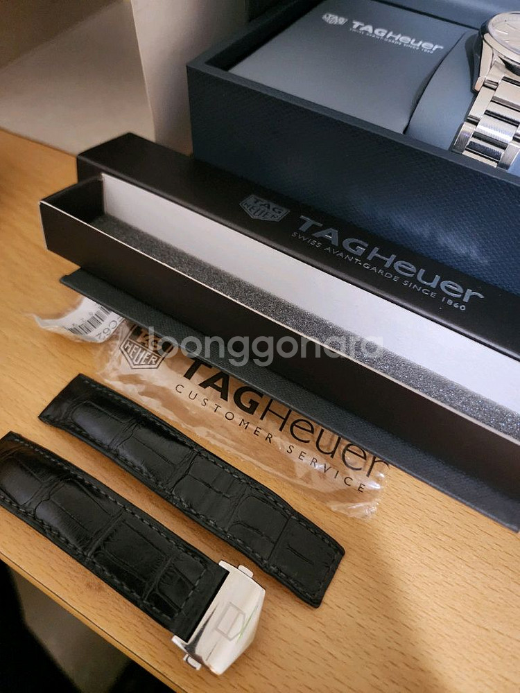 태그호이어 까레라 칼리버5 39mm 오토매틱 판매--7