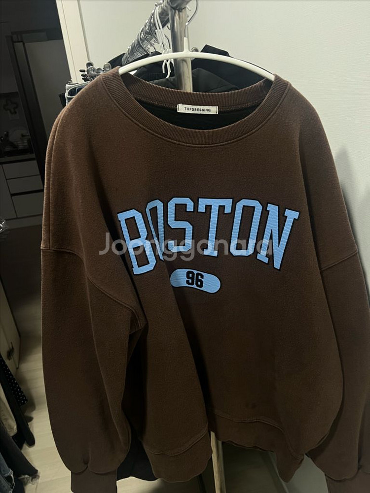 러브미우 탑드레싱 보스턴 맨투맨--0