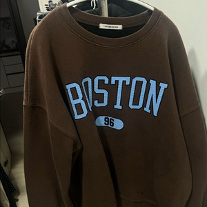 러브미우 탑드레싱 보스턴 맨투맨