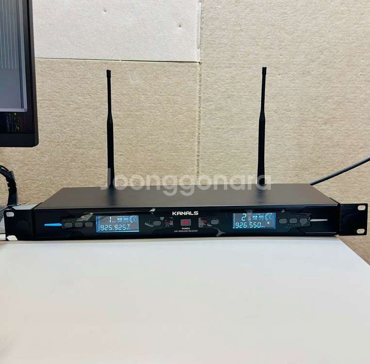 카날스 bk-820N 무선마이크 팝니다.--3