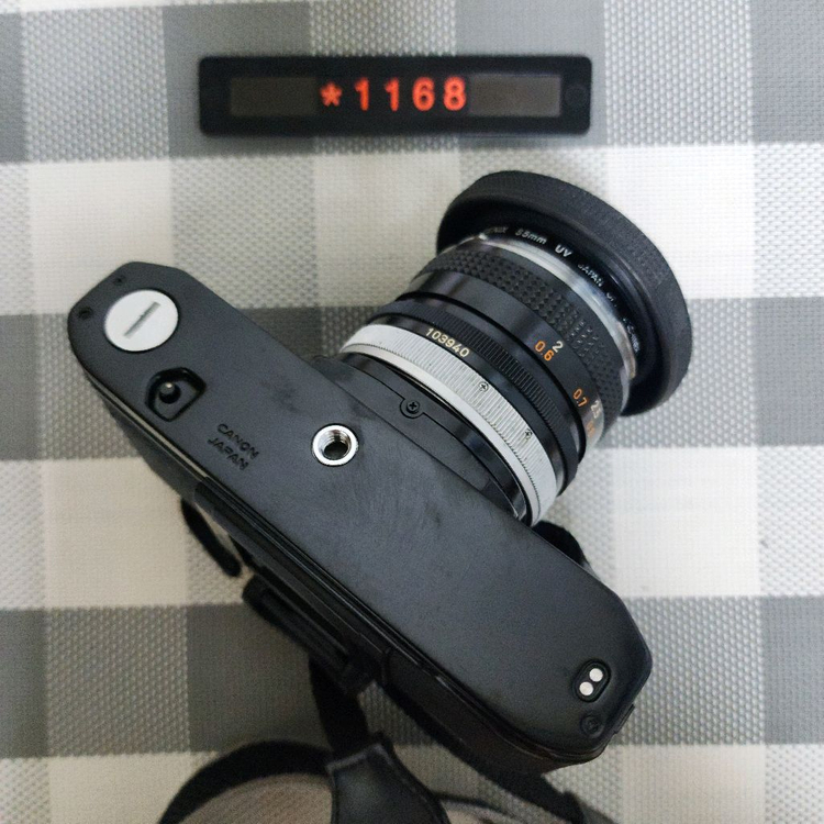 캐논 AE-1 필름카메라 블랙바디 1.4 단렌즈 케이스 이미지