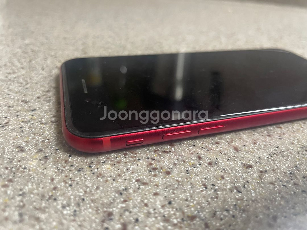 아이폰 se3 128gb 레드 상태 좋음--4