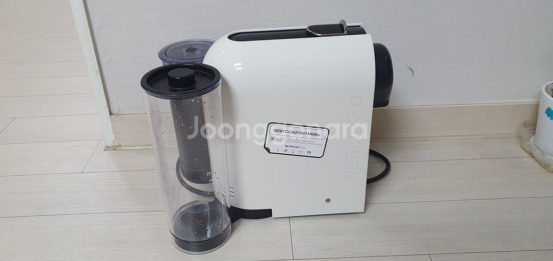 네스프레소 유밀크 C55 캡슐 커피머신 판매--1