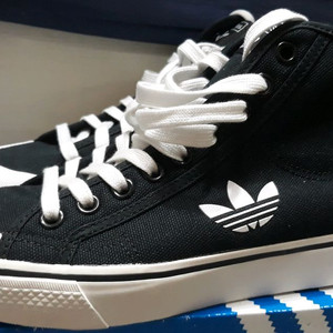 아디다스 니짜 하이 270사이즈 새제품 3만원