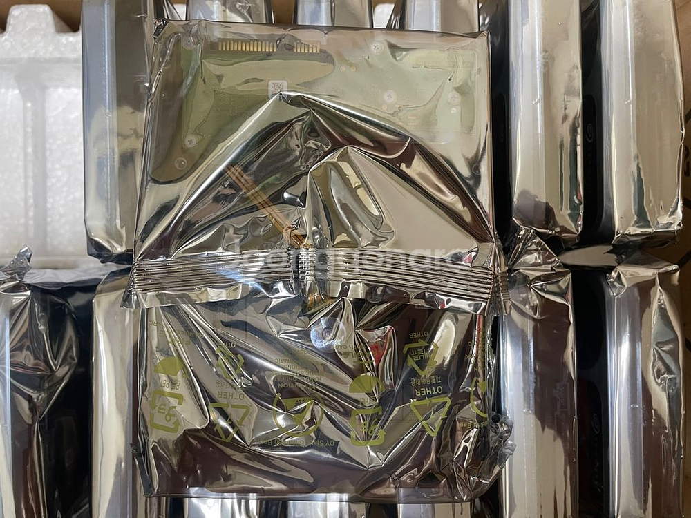 국내정품/미개봉/ 씨게이트 아이언울프 프로 24TB--1