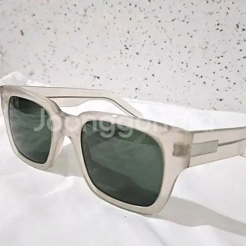 마르니 스퀘어 프레임 선글라스 투명 정품--2