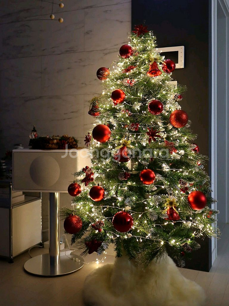 눈꽃트리 150~160cm+지네전구 5ea 판매합니다--0