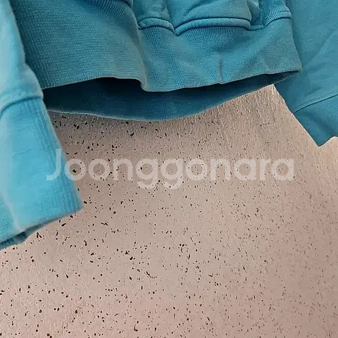 M) 디스퀘어드 스카이블루 프린팅 빈티지 맨투맨 정품--3
