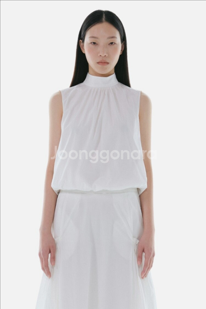 [S] 에센셜바이이큐엘 EQL 볼륨 슬리브리스 탑--0