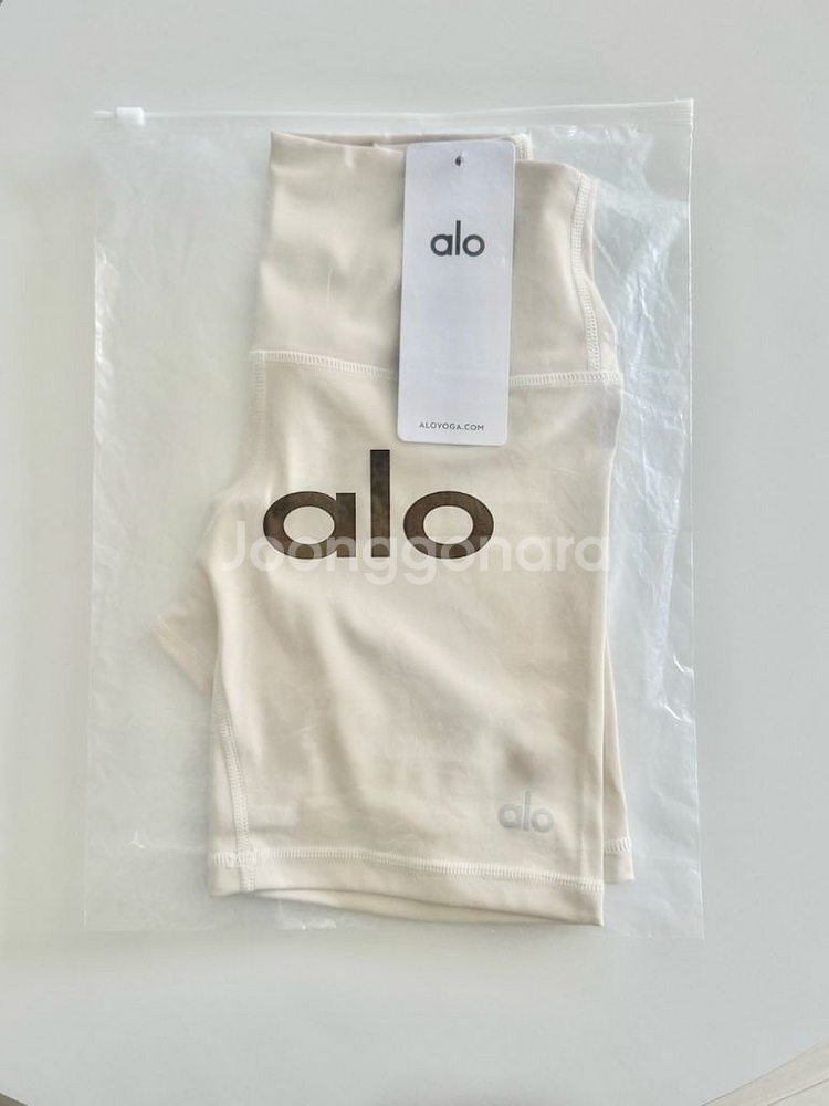 alo 알로 요가 5인치 숏츠 팬츠 (새상품)--4