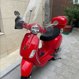 베스파 LX125 abs 23년식 신차급 급매