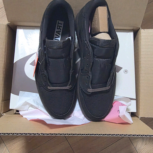 나이키 스캇벨벳다크모카 280 팝니다