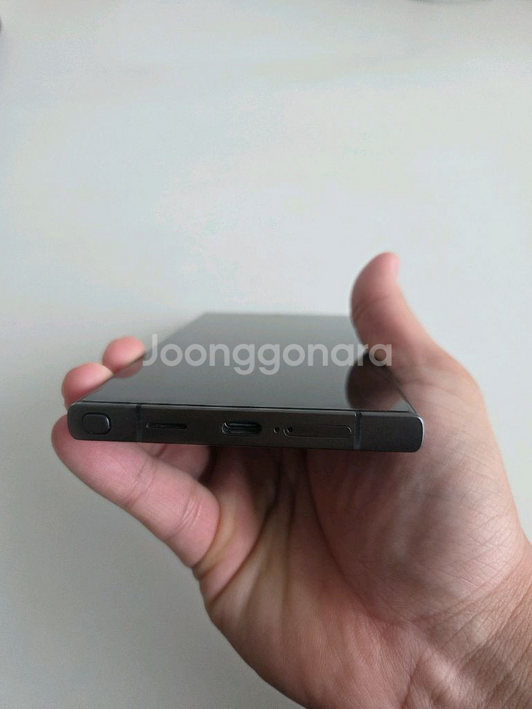 갤럭시 S24 울트라 1TB S급 팝니다!--3