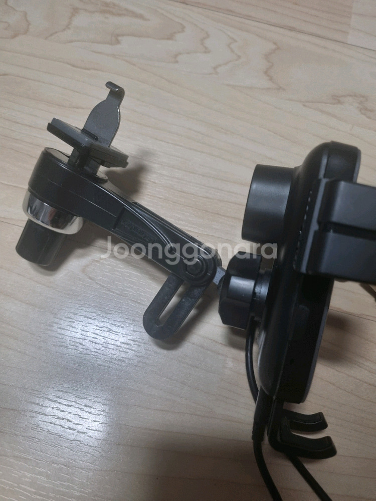 차량용 무선 충전거치대--1