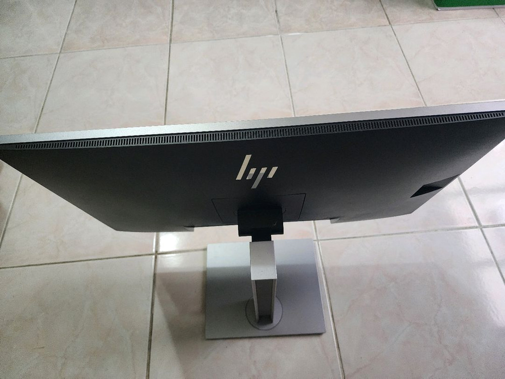 HP E273 27인치 피벗 모니터 세로가능 이미지