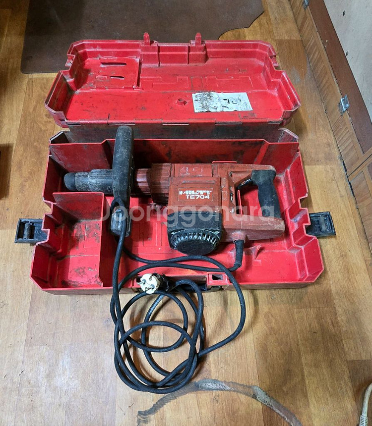 힐티 TE704 파괴함마--2