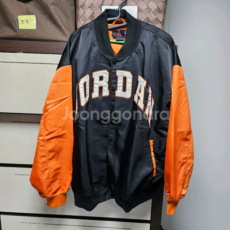 새상품) 나이키 조던 바시티 자켓 XL--3