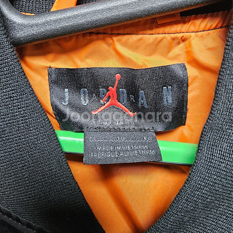 새상품) 나이키 조던 바시티 자켓 XL--9