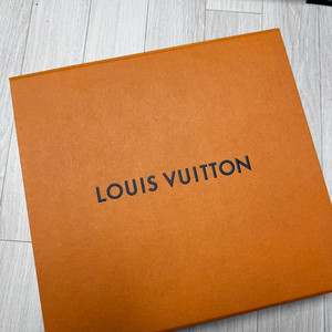 루이비통 클러치