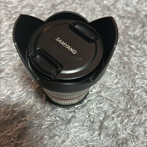 삼양 12mm F2.0 후지 XF마운트 렌즈 판매합니다