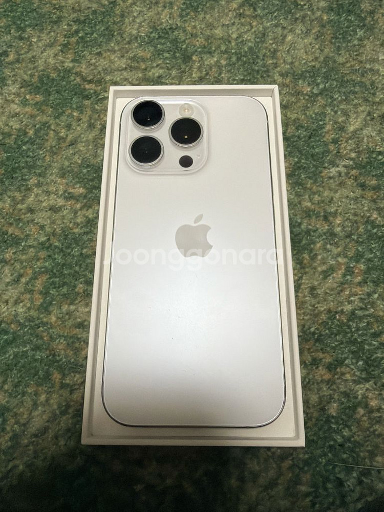 아이폰16pro 256gb--1