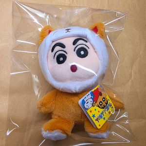 시바 옷입은 짱구 인형 키링. 크기 약 15cm