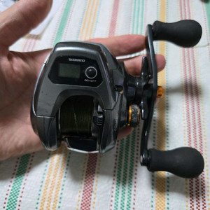 시마노 바다선상 낚시 베이트릴