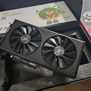 XFX 라데온 RX7600 그래픽카드 팝니다